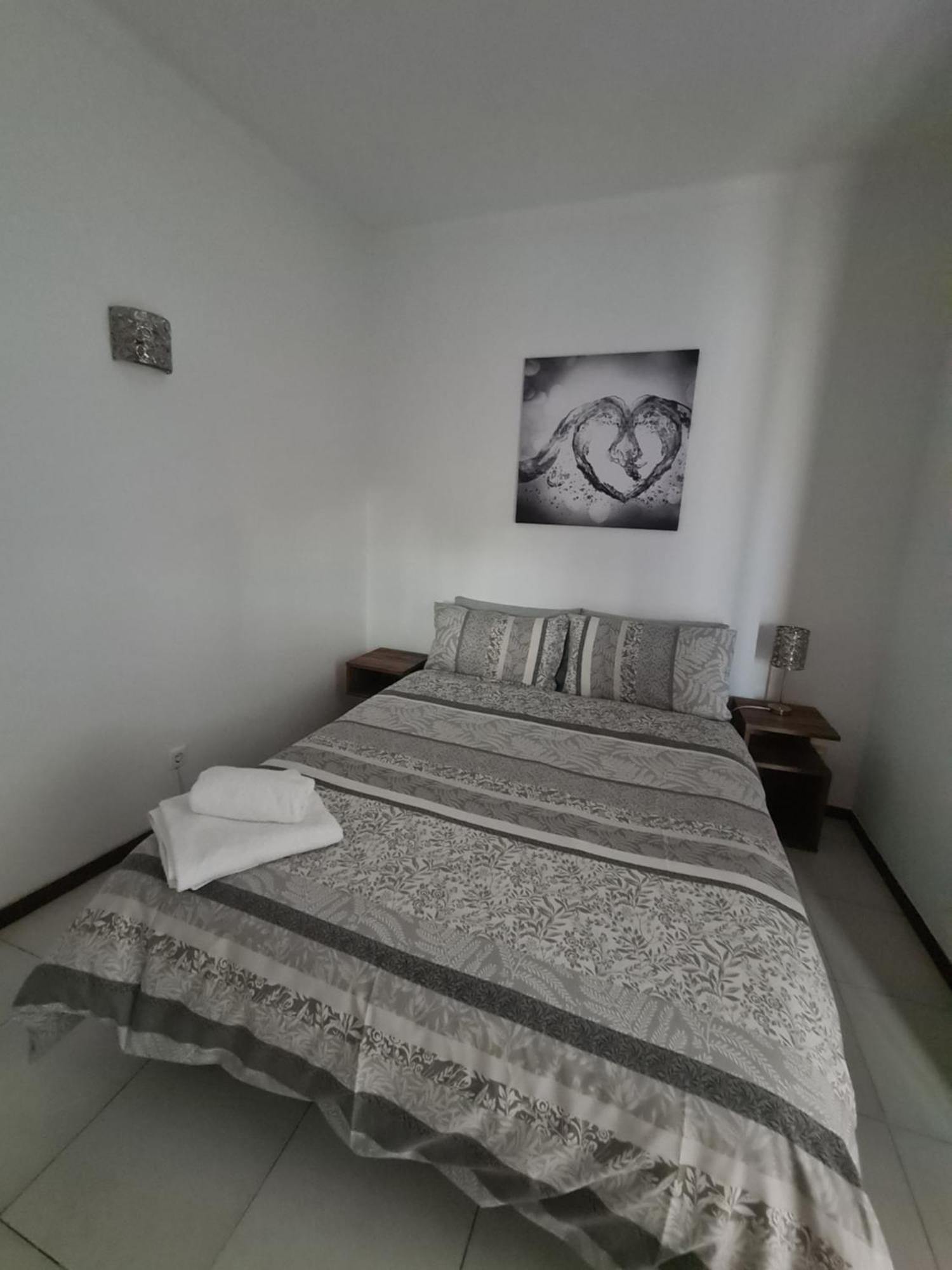1 Bedroomed Apartment - Ocean View - Oura - Beach Albufeira Exteriör bild